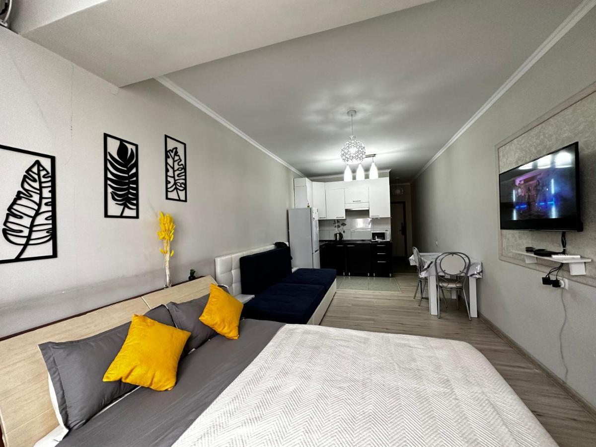 Жк Молодежный В Центре Алматы Almaty Extérieur photo